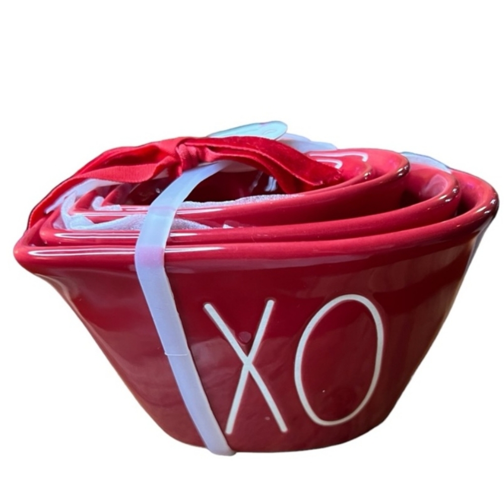Rae Dunn XO Heart Measuring Cups